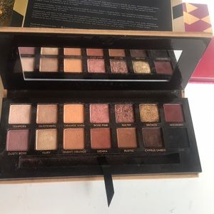 Anastasia Beverly Hills Soft Glam Palette